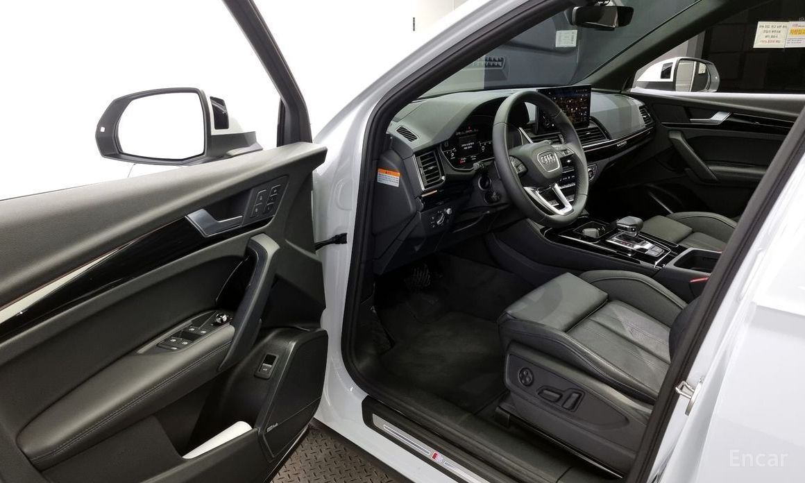 Q5 (FY)45 TFSI Quattro Premium 11