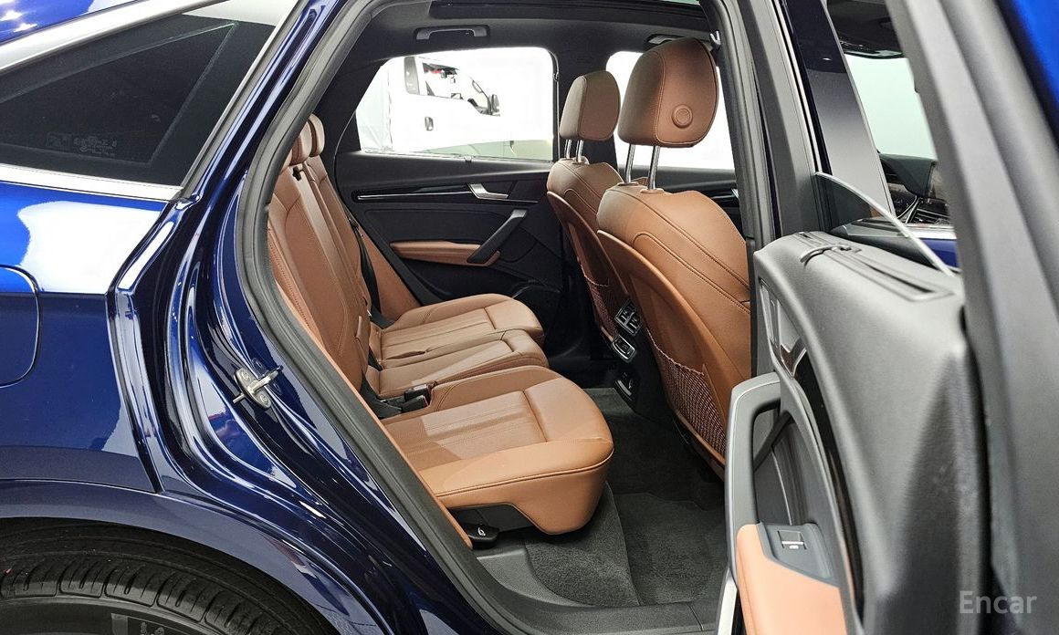 Q5 (FY)45 TFSI Quattro Premium Sportback 13