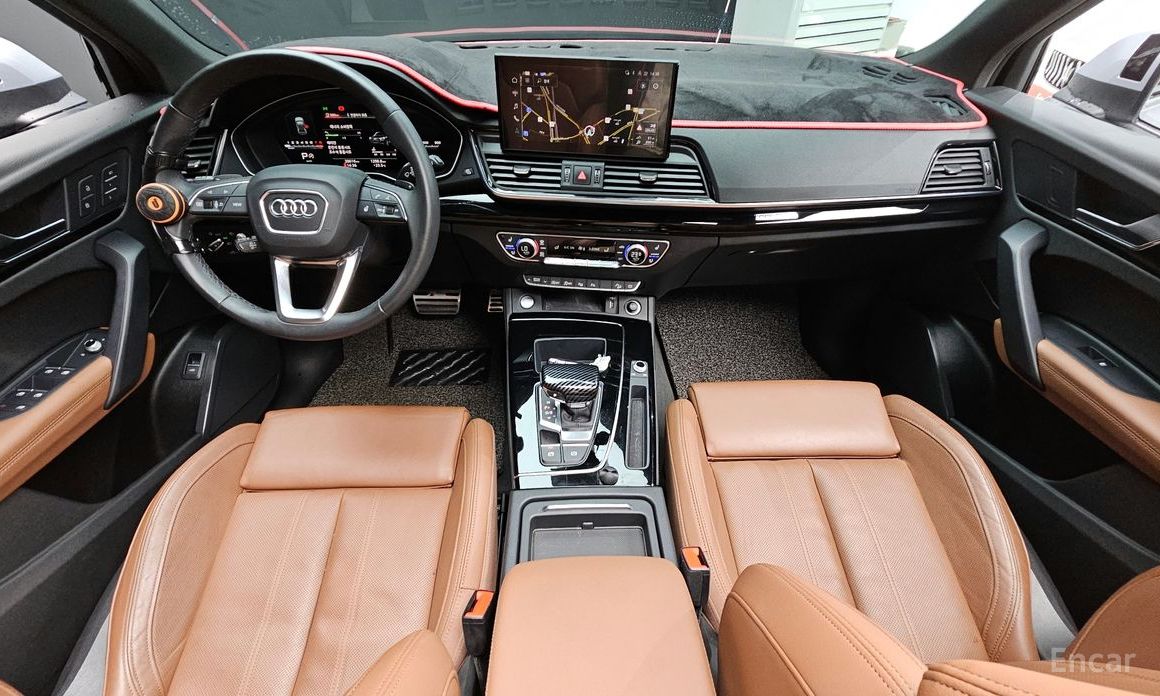 Q5 (FY)45 TFSI Quattro Premium Sportback 8