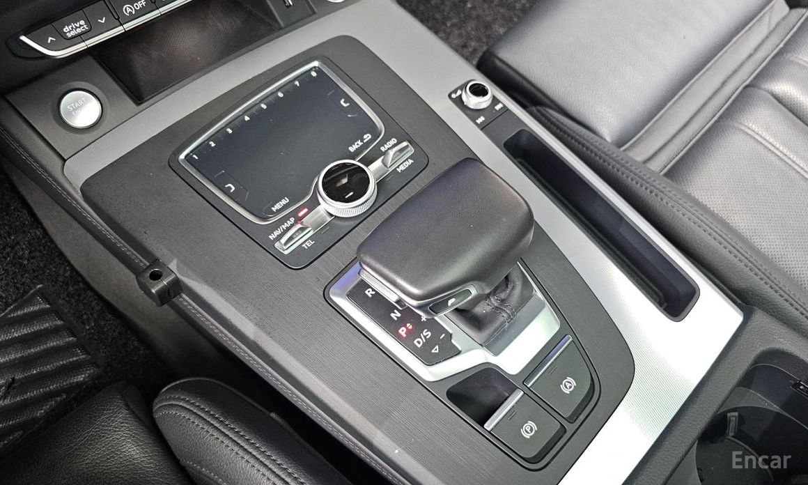 Q5 (FY)50 TDI Quattro Premium 9