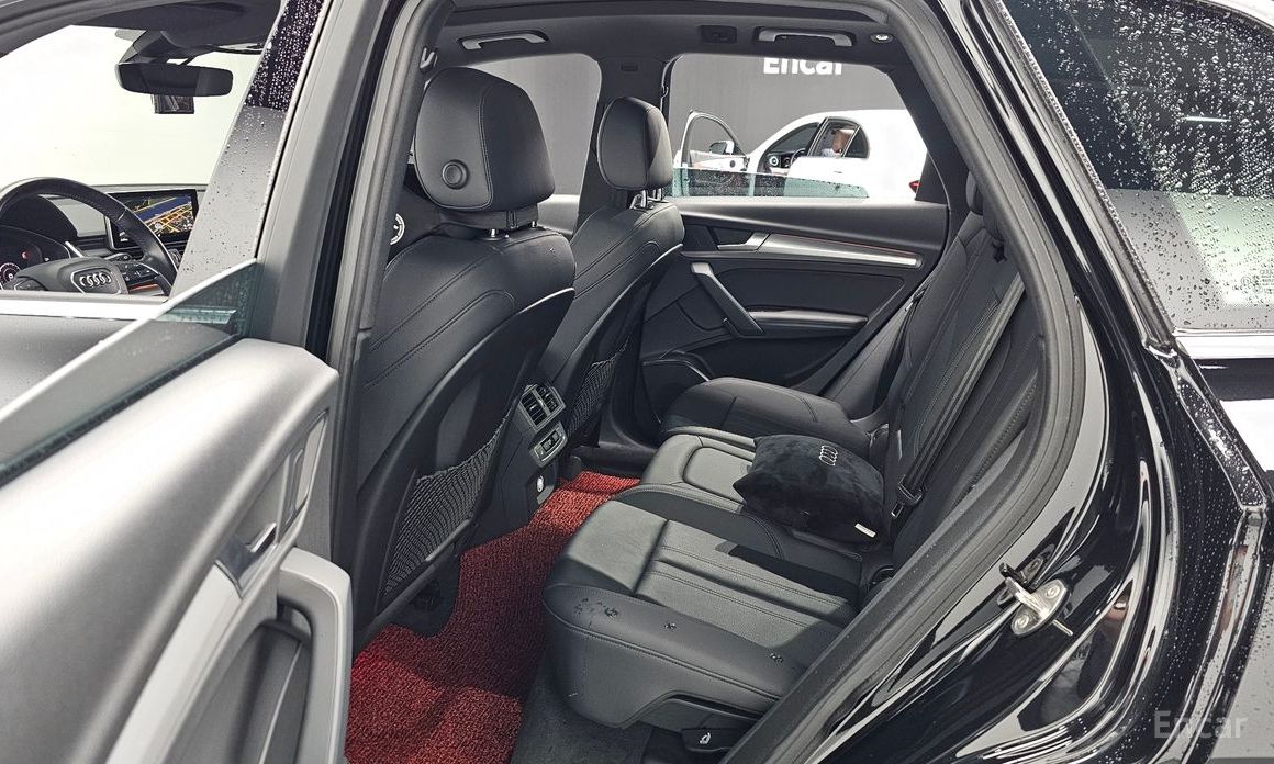 Q5 (FY)50 TDI Quattro Premium 12