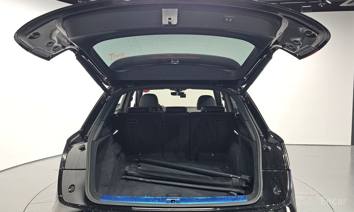 Q5 (FY)50 TDI Quattro Premium 21