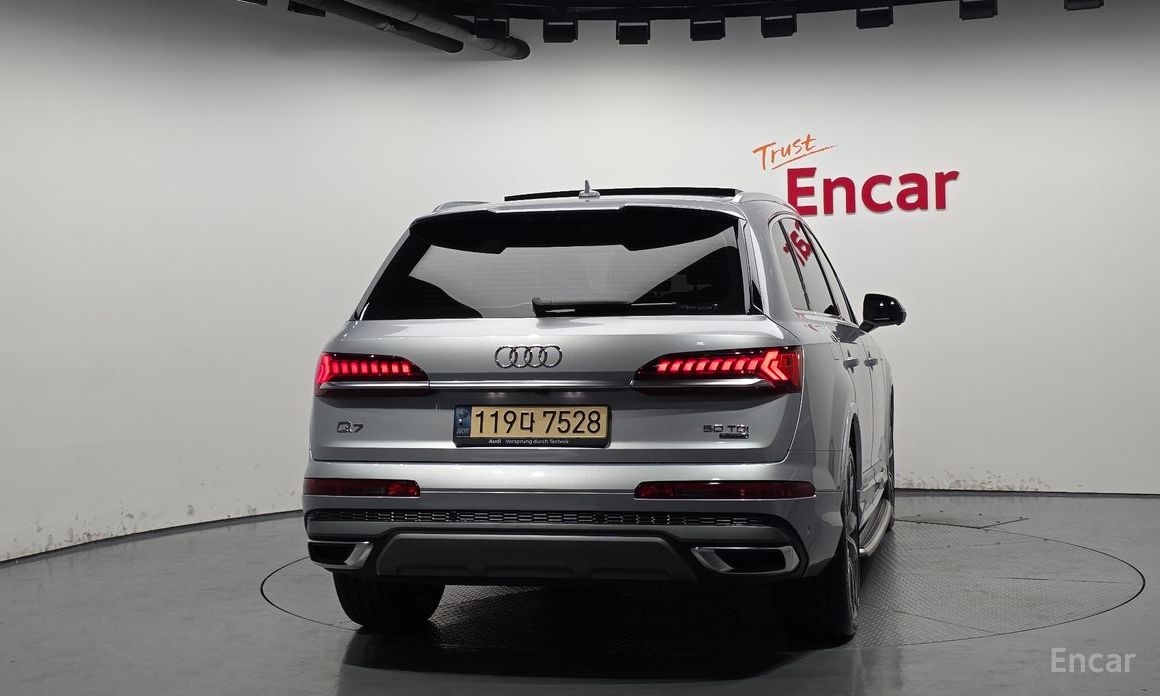 Q7 (4M)50 TDI Quattro Premium 5