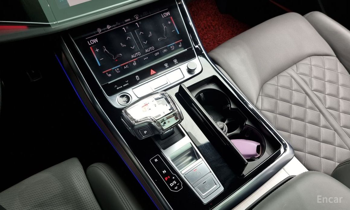 Q7 (4M)55 TFSI Quattro Premium 10