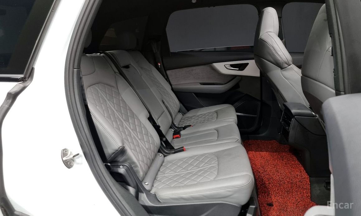 Q7 (4M)55 TFSI Quattro Premium 13