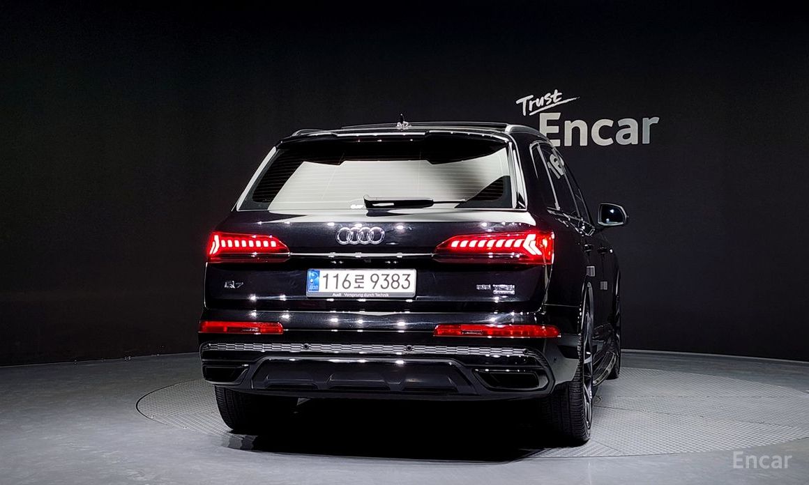 Q7 (4M)55 TFSI Quattro Premium 5