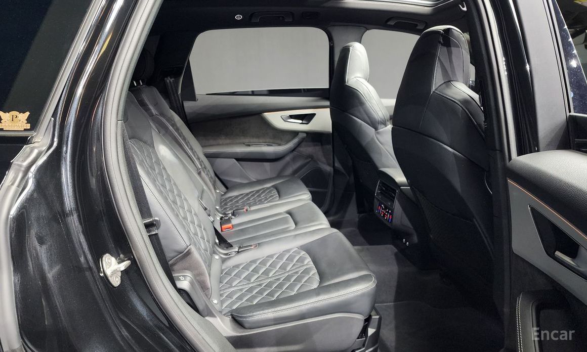 Q7 (4M)55 TFSI Quattro Premium 13
