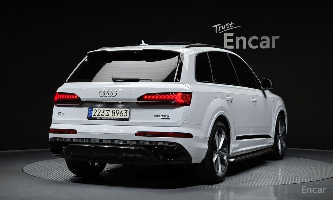 Q7 (4M)55 TFSI Quattro Premium 3