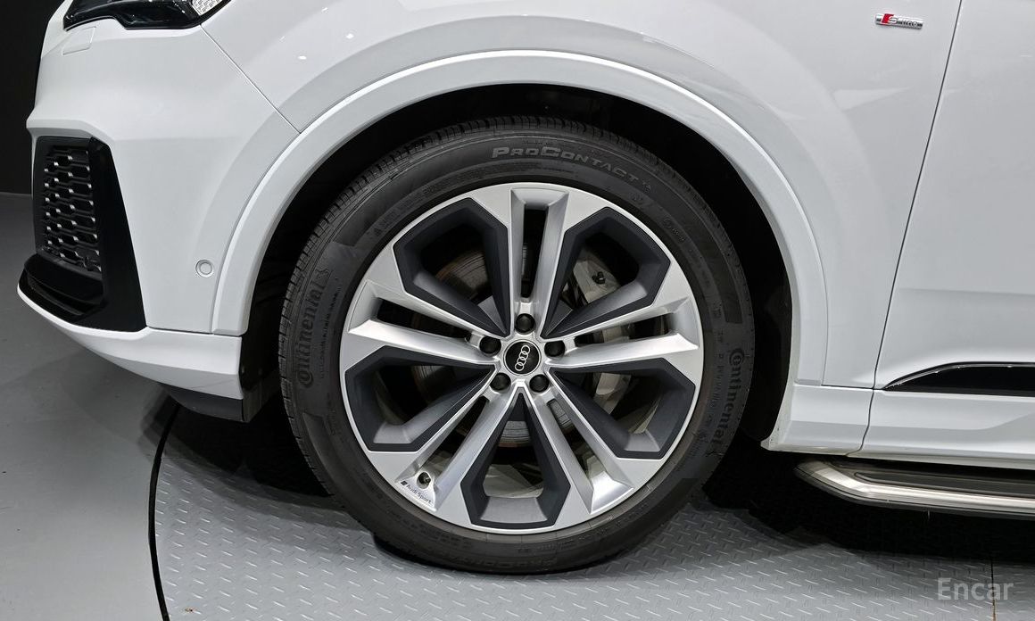 Q7 (4M)55 TFSI Quattro Premium 6