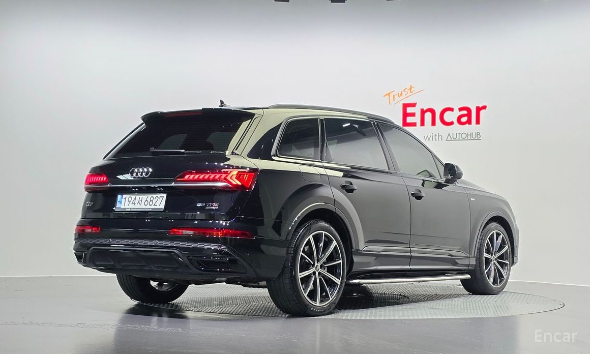 Q7 (4M)55 TFSI Quattro Premium 3