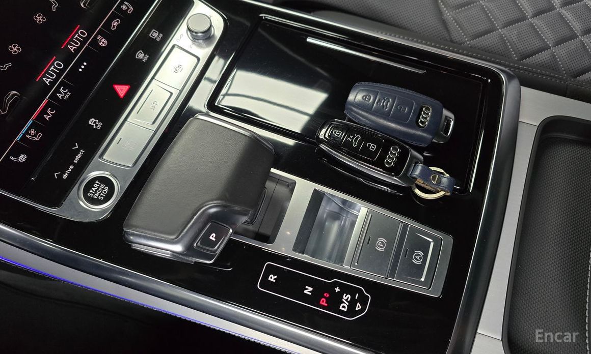 Q7 (4M)55 TFSI Quattro Premium 10