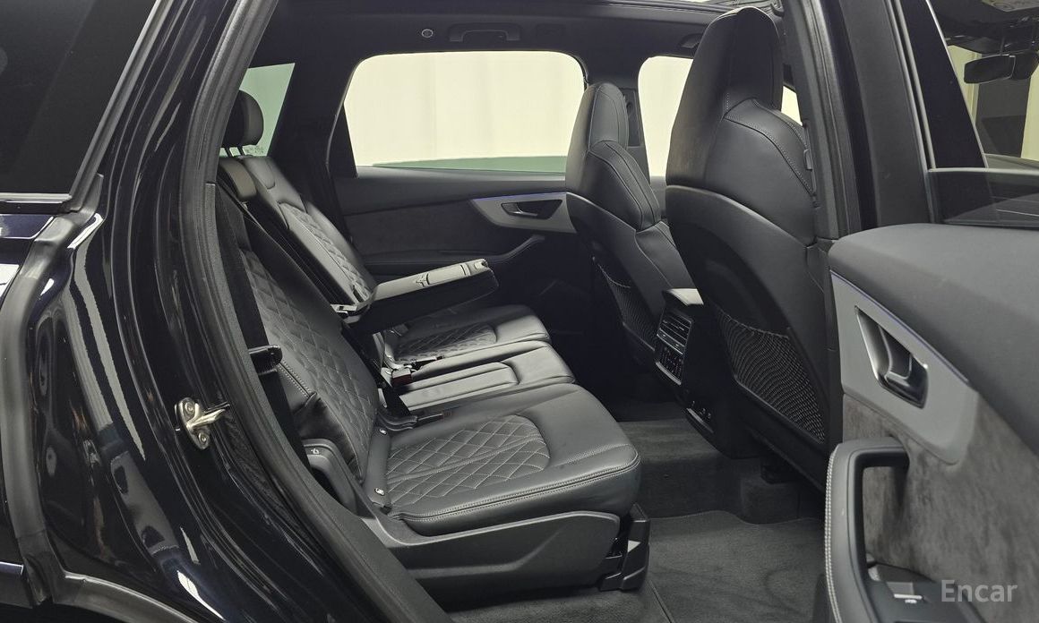 Q7 (4M)55 TFSI Quattro Premium 13
