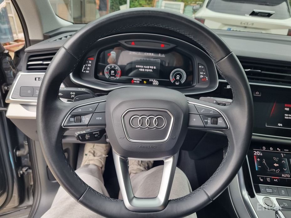 Q7 (4M) 45 TDI Quattro 9