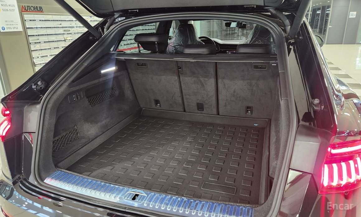 Q8 (4M) 50 TDI Quattro Premium 17