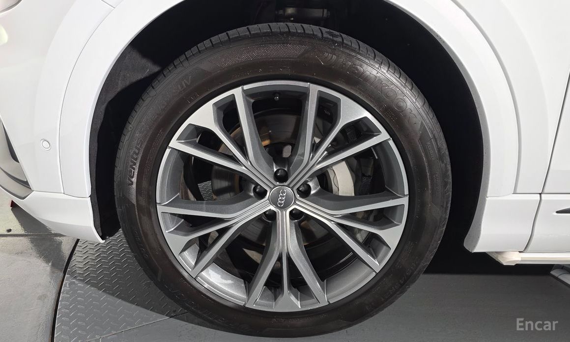 Q8 (4M) 50 TDI Quattro Premium 5