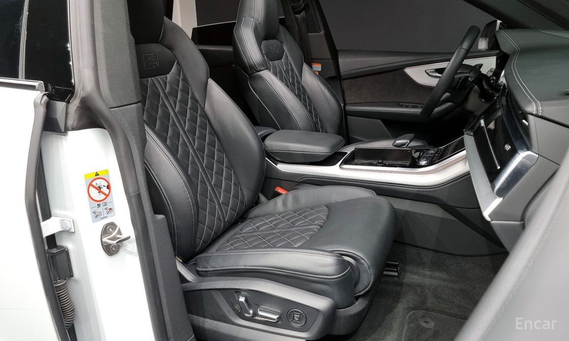 Q8 (4M) 55 TFSI Quattro Premium 12
