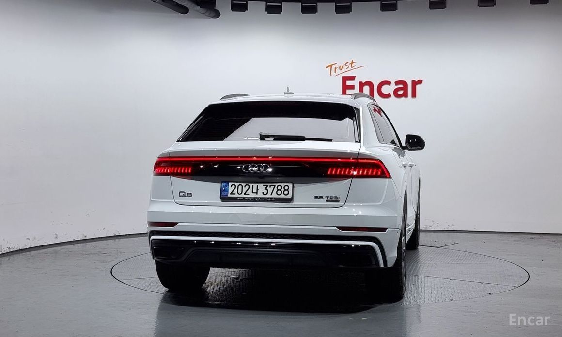 Q8 (4M) 55 TFSI Quattro Premium 5