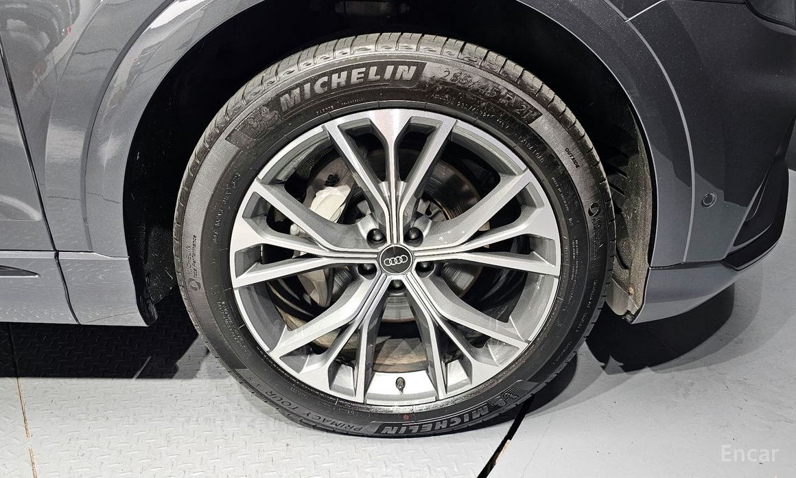 Q8 (4M) 55 TFSI Quattro Premium 6