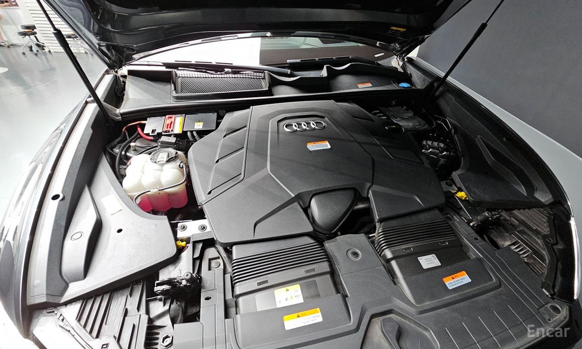Q8 (4M) 55 TFSI Quattro Premium 7