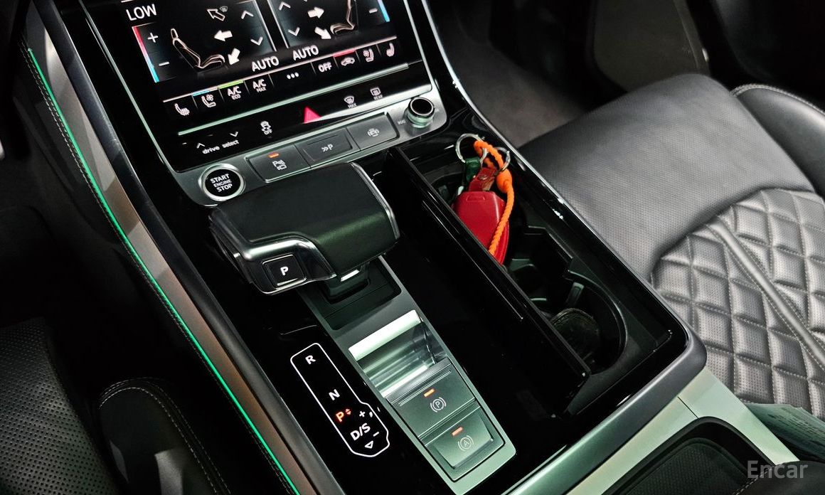 Q8 (4M) 55 TFSI Quattro Premium 10
