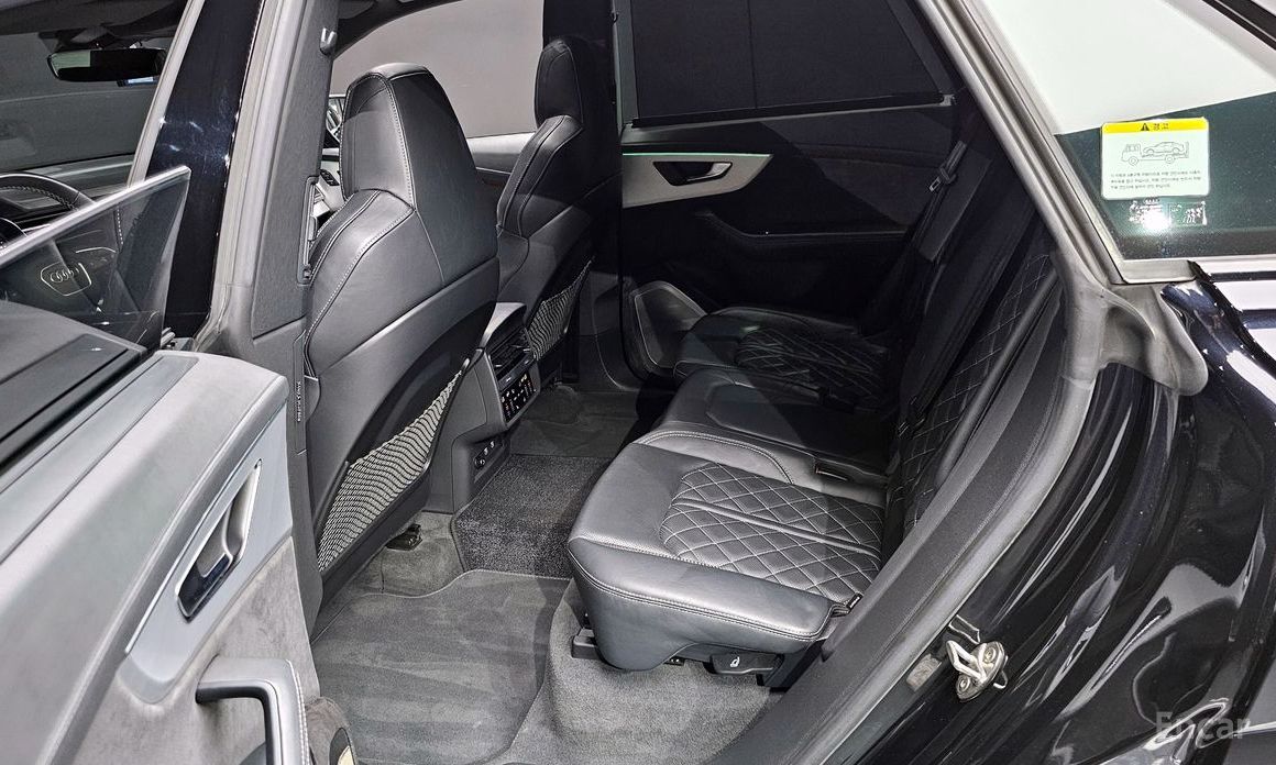 Q8 (4M) 55 TFSI Quattro Premium 13