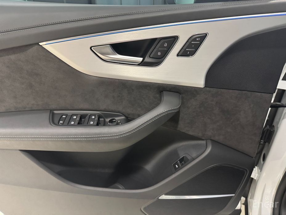 Audi Q8 (4M) 55 TFSI Quattro Premium №15