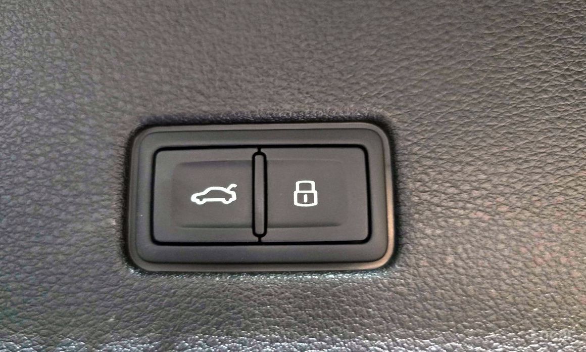 Q8 (4M) 55 TFSI Quattro Premium 21