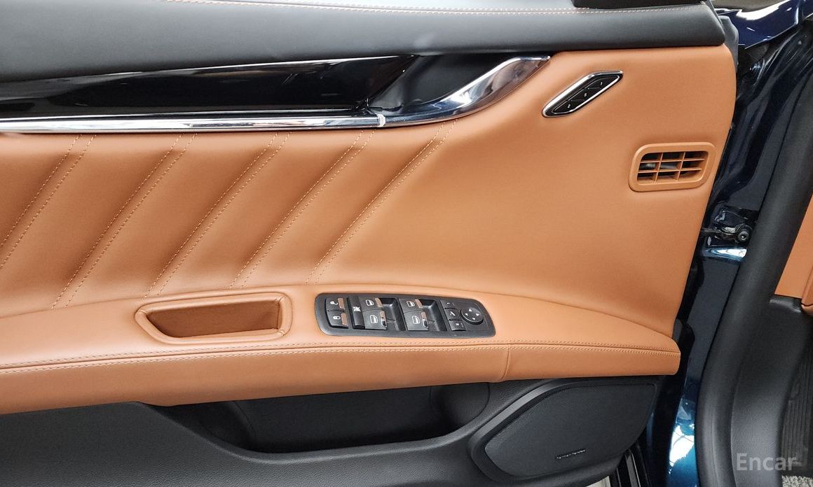 Quattroporte 3.0 V6 Gran Russo 18