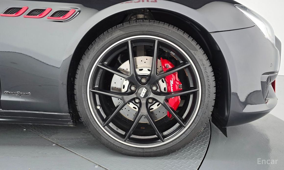 Quattroporte S Q4 3.0 V6 Gransport 6