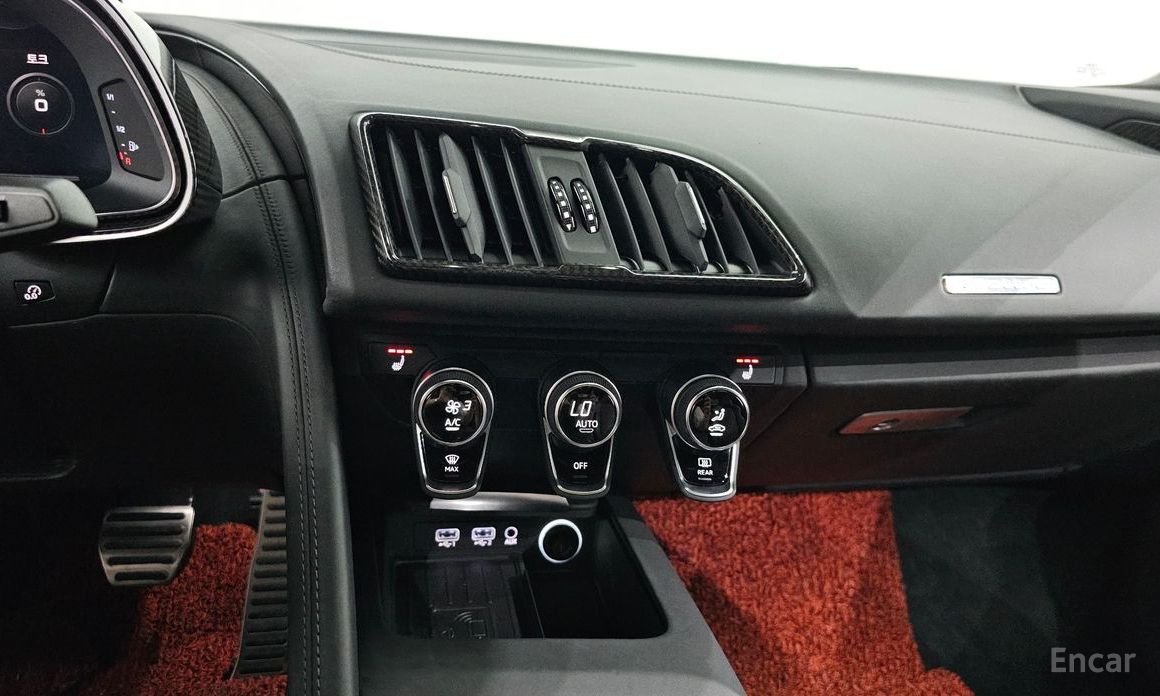 R8 (4S)5.2 V10 Performance Coupe 16