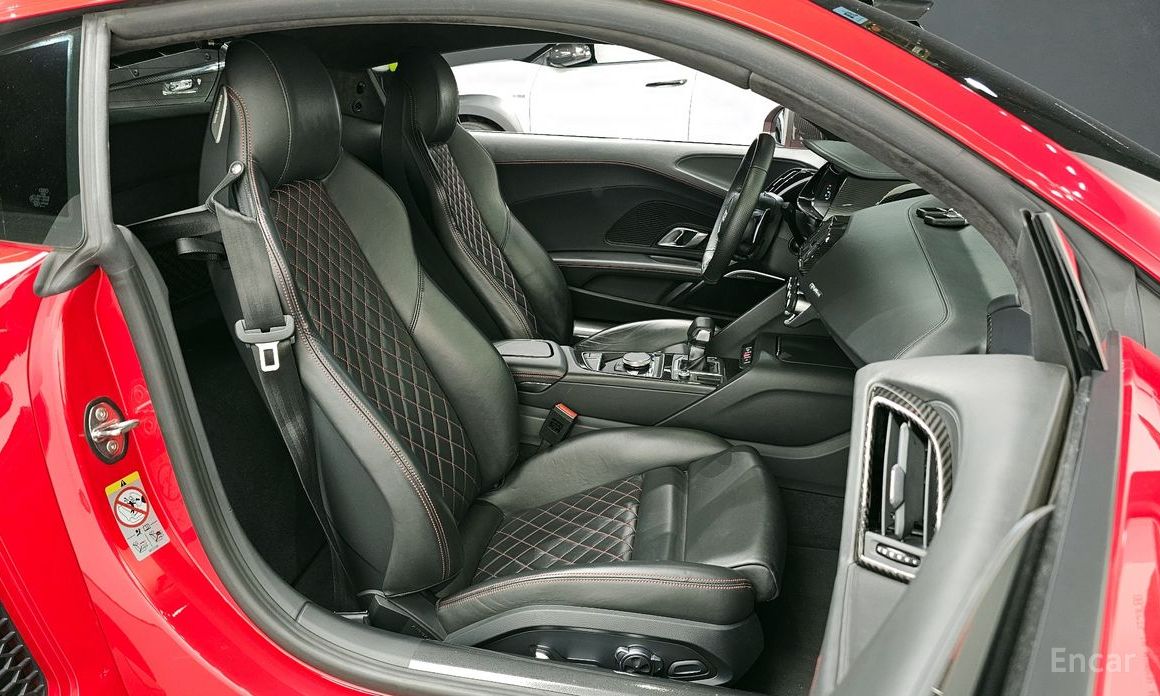 R8 (4S)5.2 V10 Performance Coupe 11