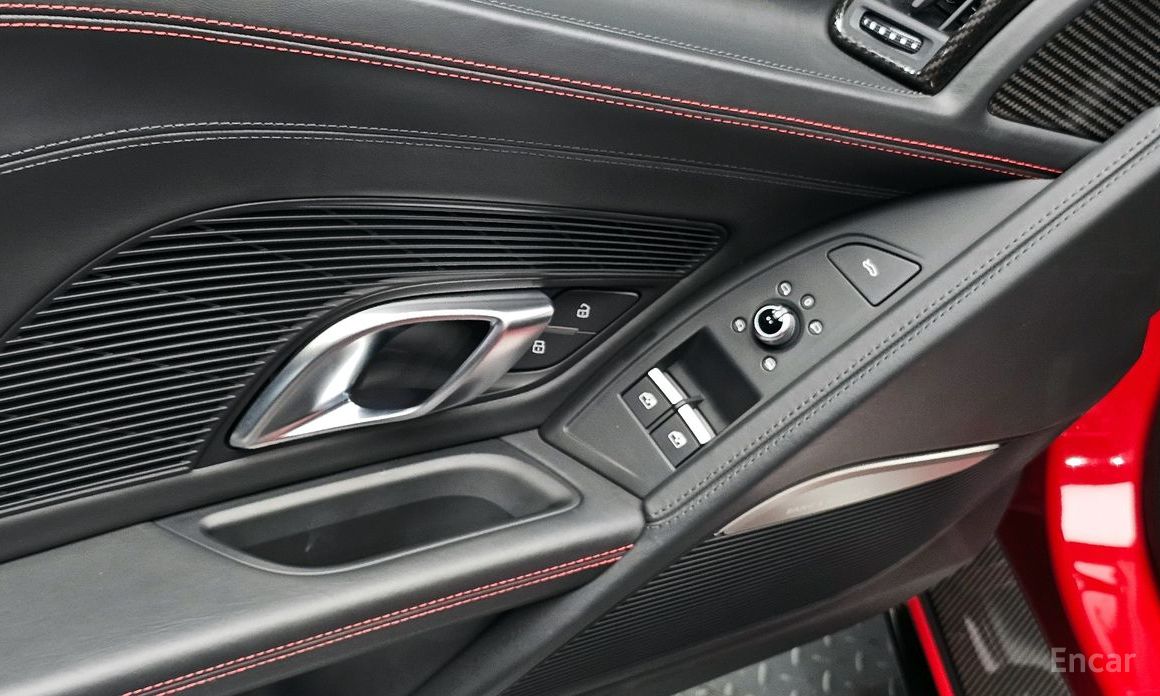 R8 (4S)5.2 V10 Performance Coupe 18