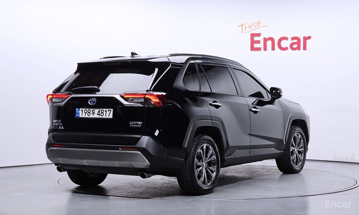 RAV4 5th Generation 2.5 4WD Hybrid 3
