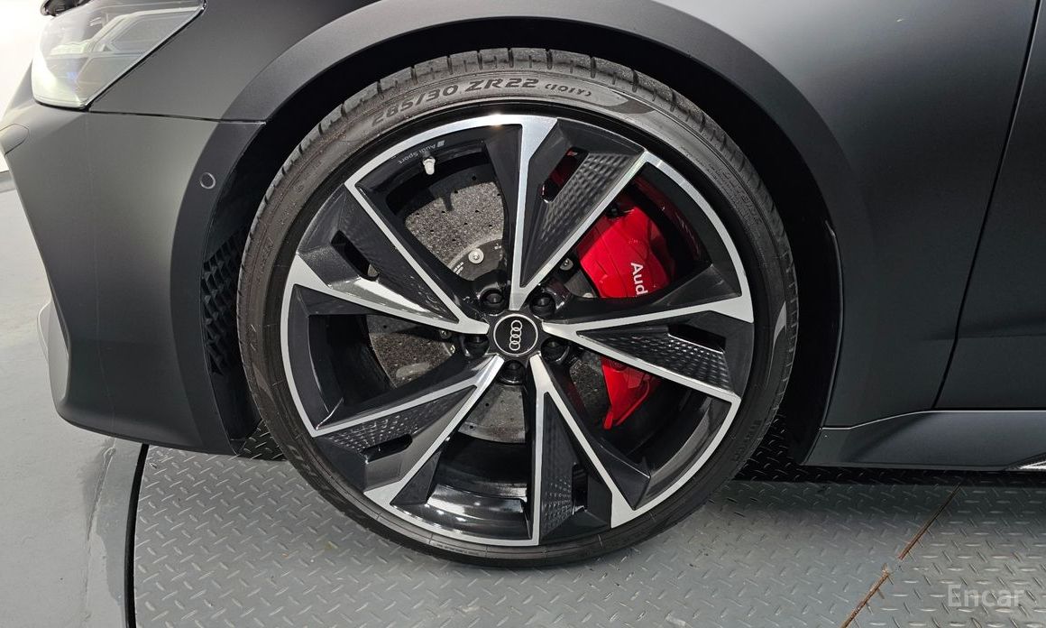 RS7 (4K)4.0 TFSI Quattro 5