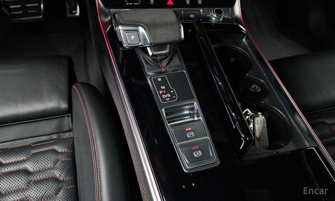 RS7 (4K)4.0 TFSI Quattro 9