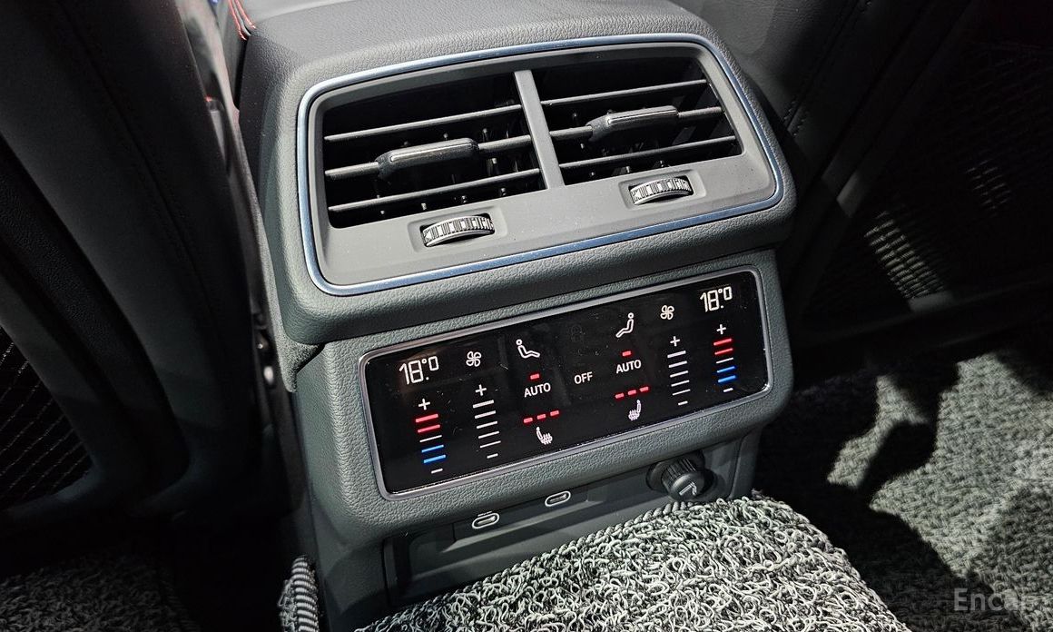 RS7 (4K)4.0 TFSI Quattro 16