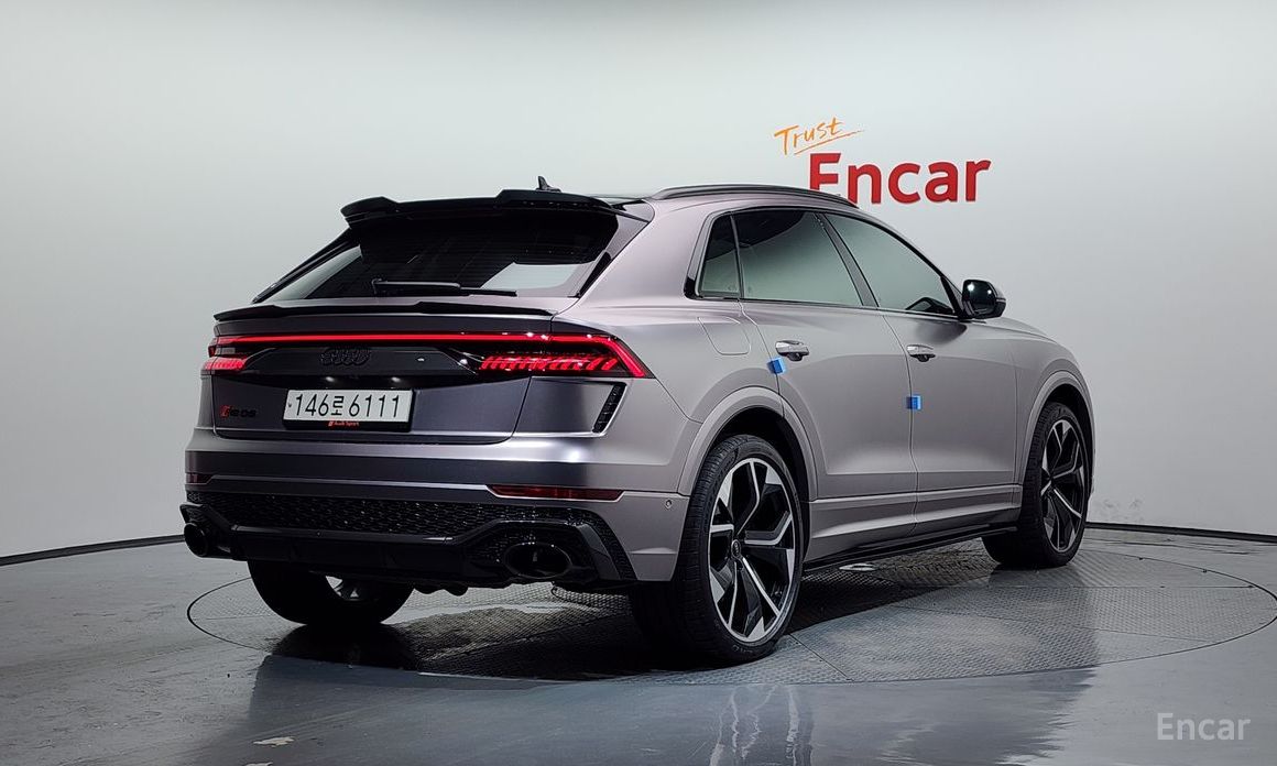 RSQ8 (4M) 4.0 TFSI Quattro 3