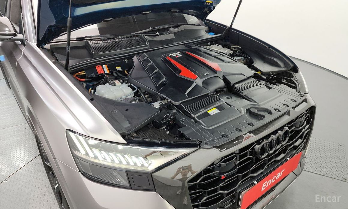 RSQ8 (4M) 4.0 TFSI Quattro 7