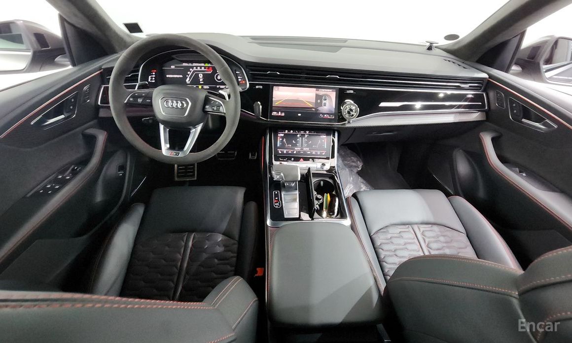 RSQ8 (4M) 4.0 TFSI Quattro 8