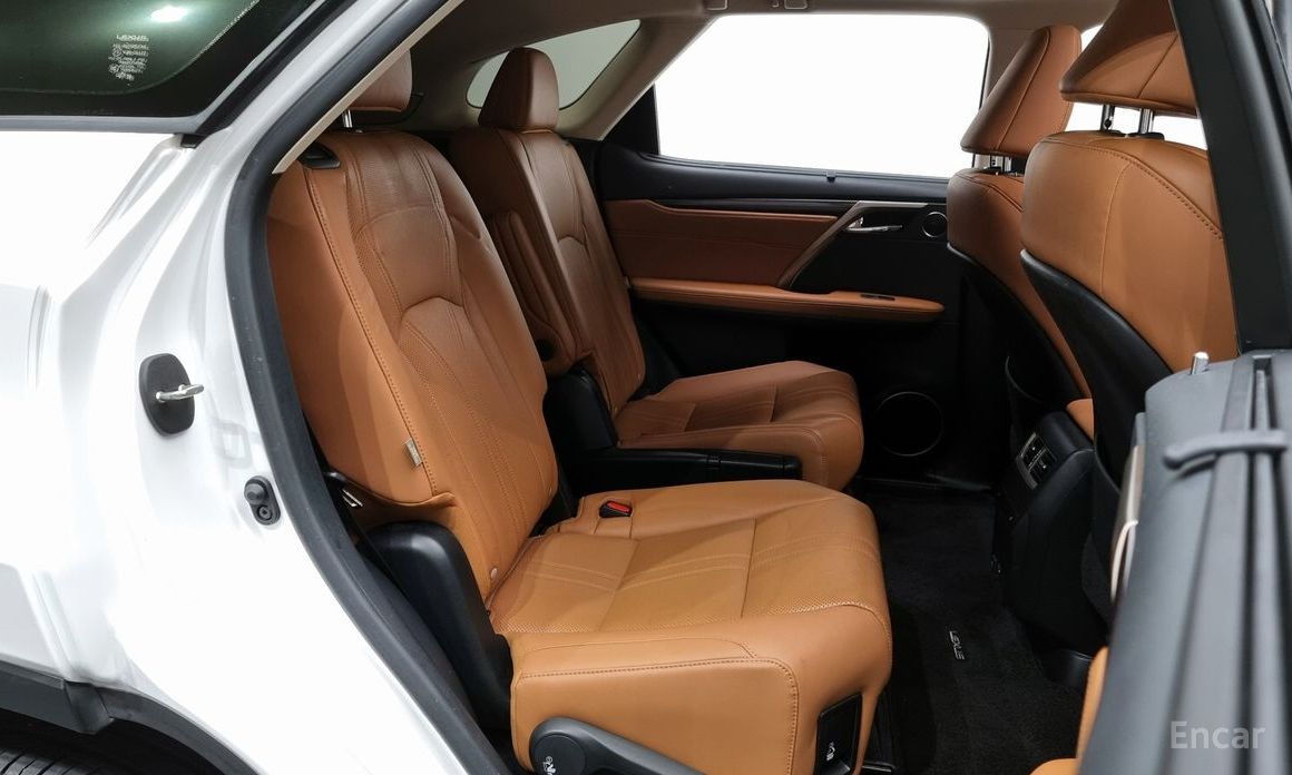Lexus RX450hL 4th Generation Executive №13