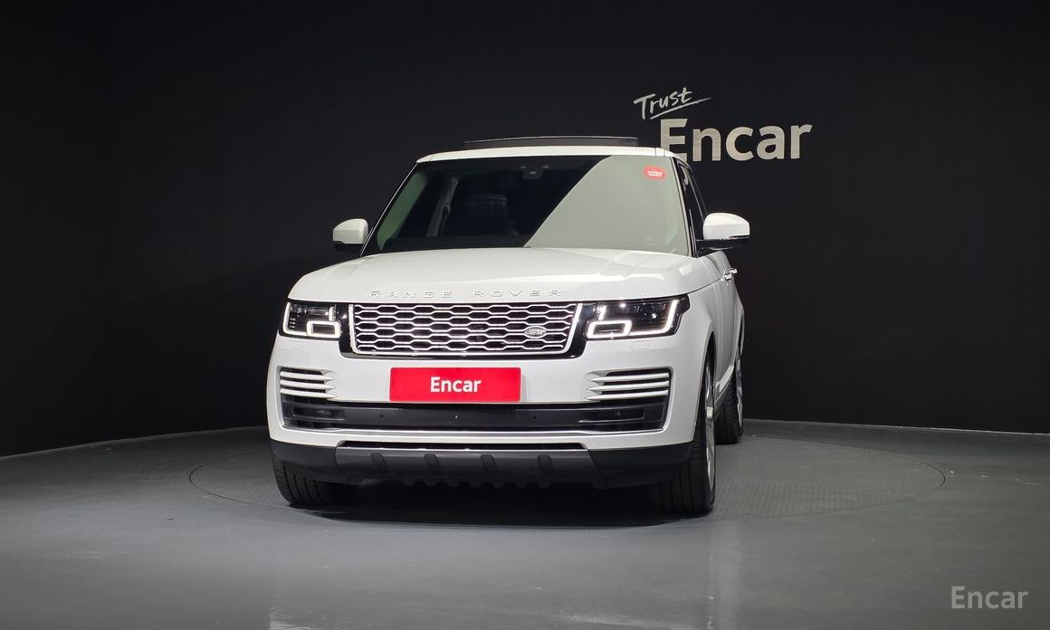 Range Rover 4th Generation 4. 4 SDV8 Vogue SE Diesel 4