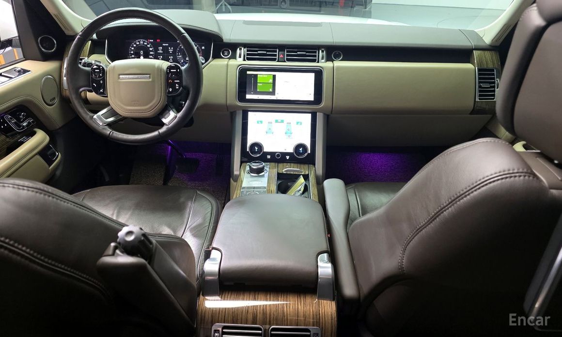 Range Rover 4th Generation 4. 4 SDV8 Vogue SE Diesel 8