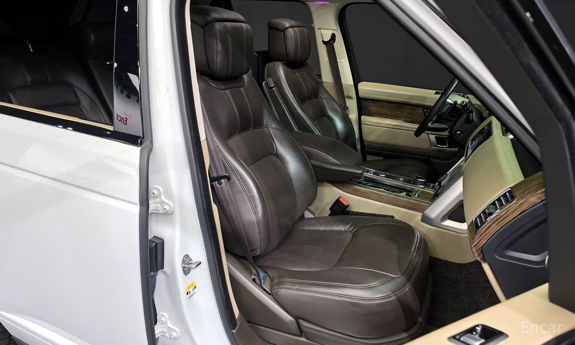 Range Rover 4th Generation 4. 4 SDV8 Vogue SE Diesel 13