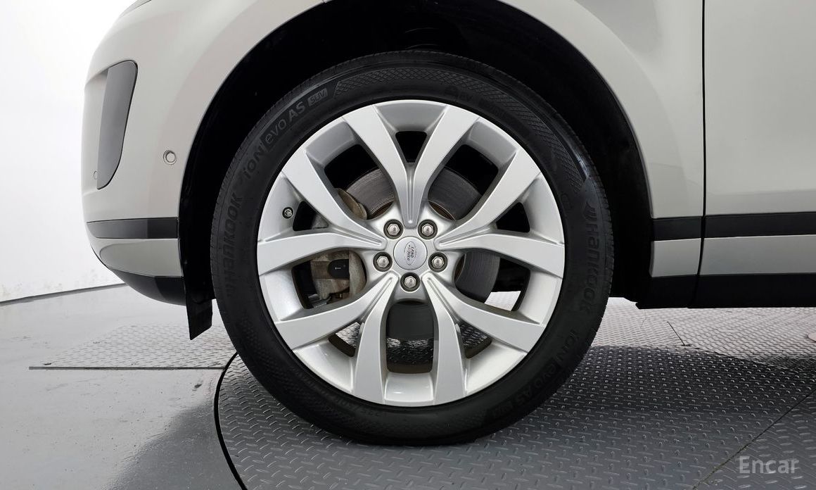 Range Rover Evoque 2nd Generation P250 SE 6