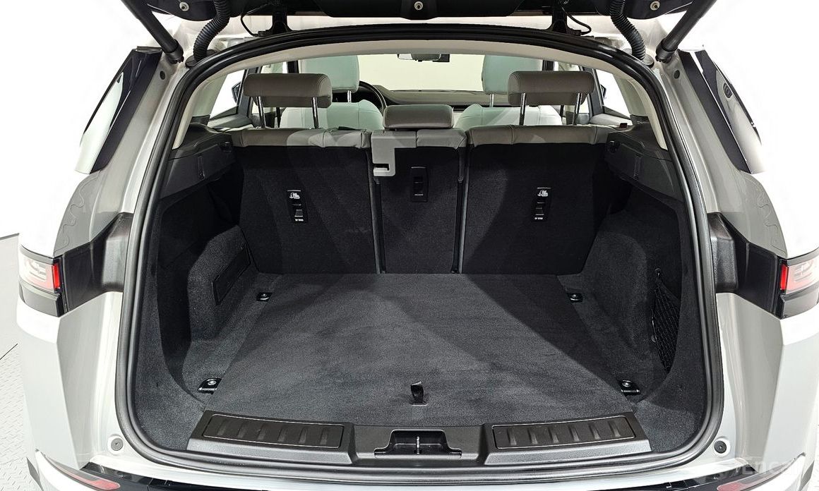 Range Rover Evoque 2nd Generation P250 SE 21