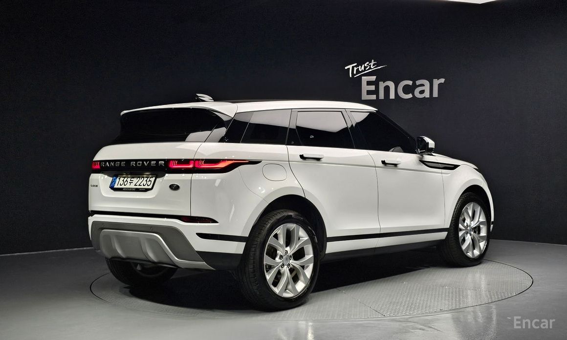 Range Rover Evoque 2nd Generation P250 SE 3