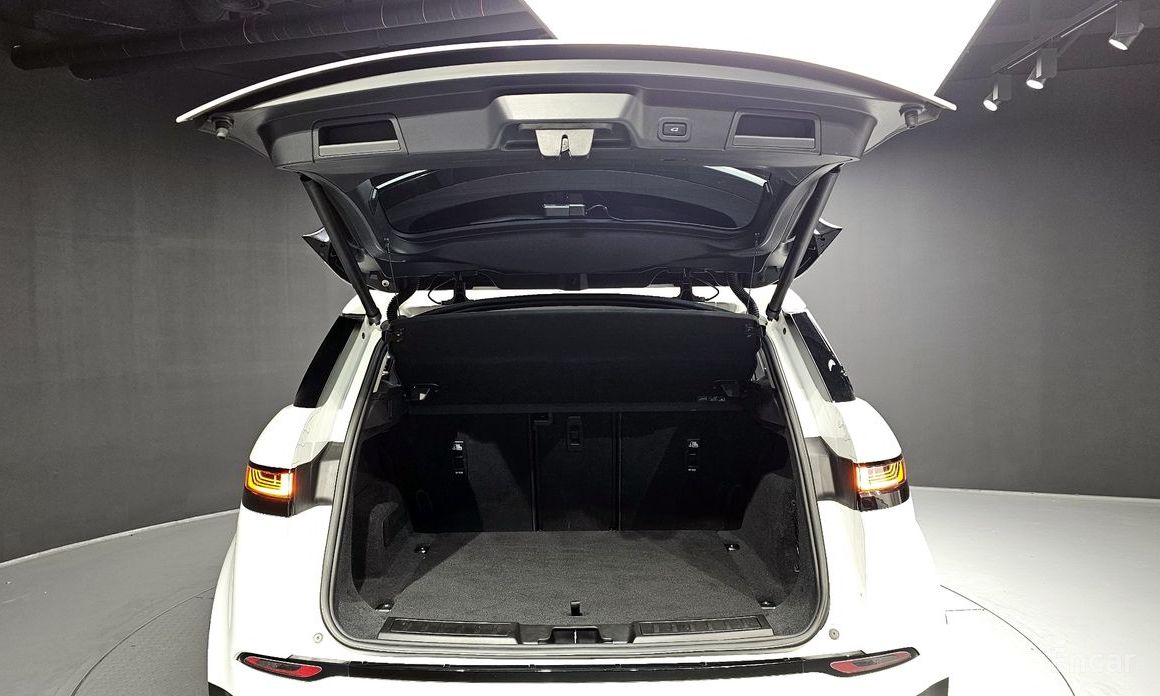 Range Rover Evoque 2nd Generation P250 SE 21