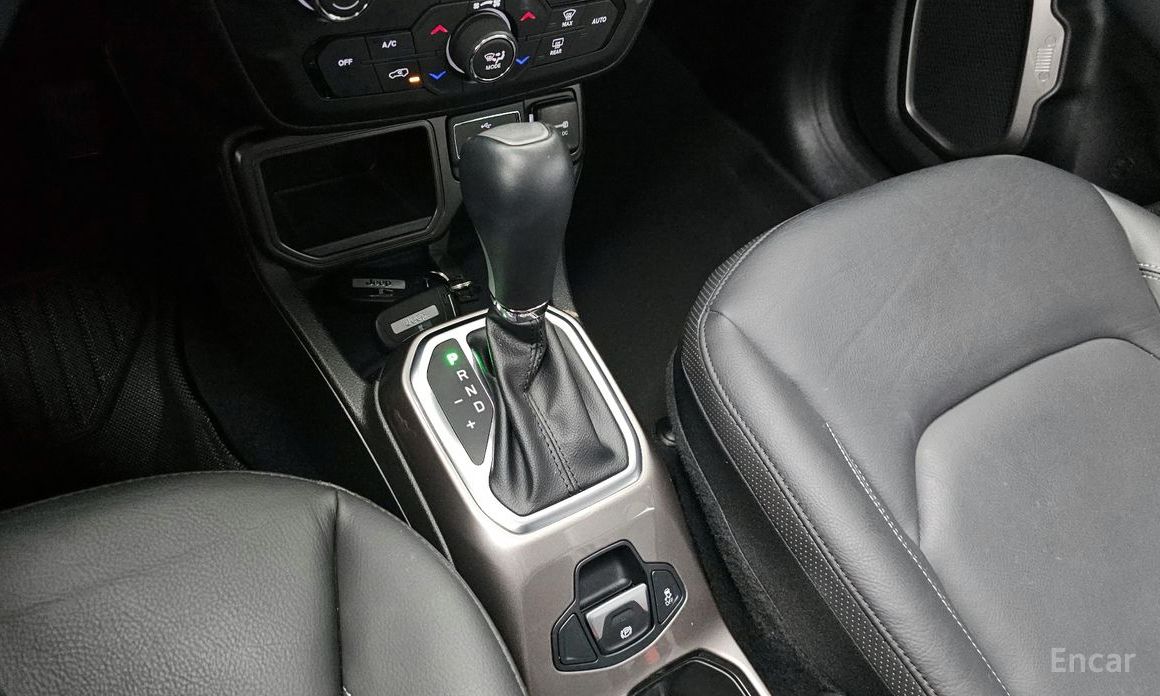 Jeep Renegade 2.4 Limited №10