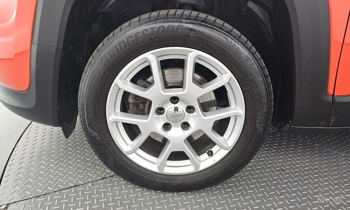 Renegade 2.4 Limited 6