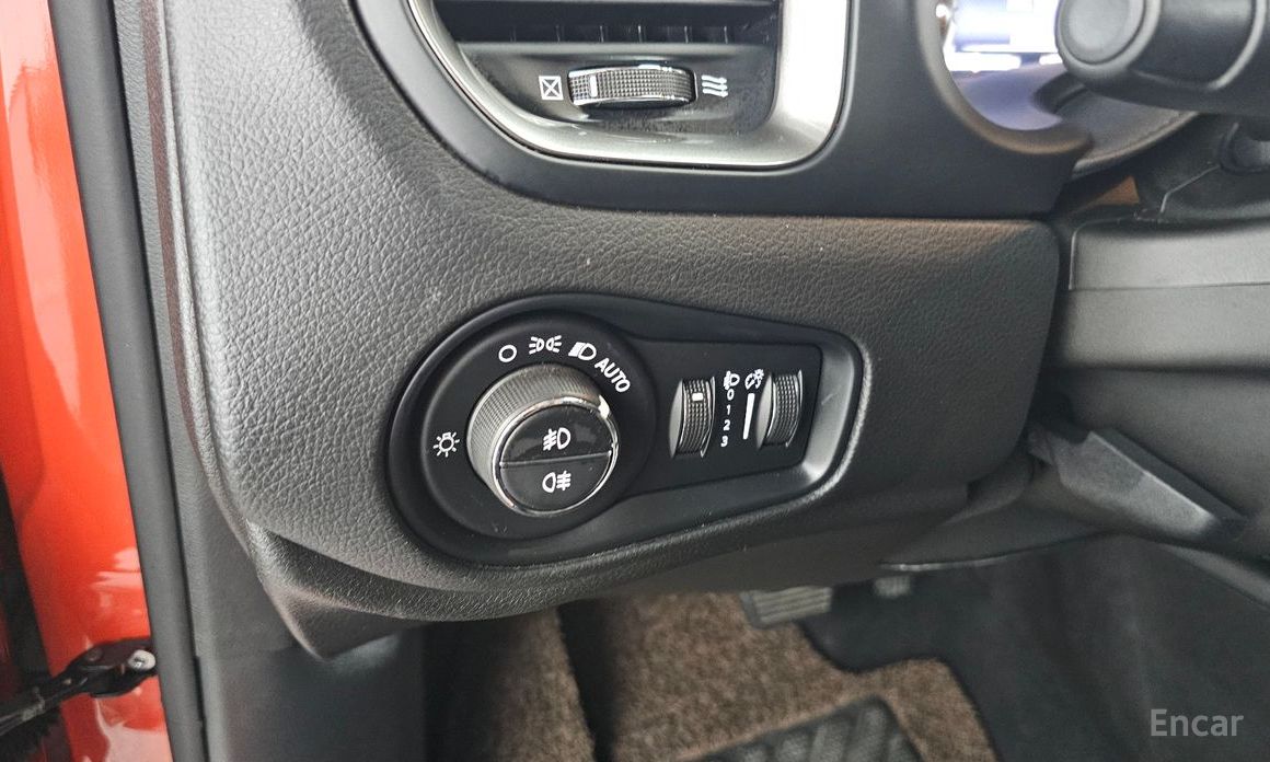 Renegade 2.4 Limited 19
